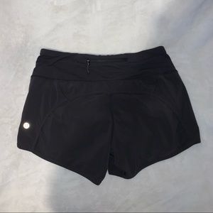 Lululemon Speed Up Short Low Rise 2.5” in Black